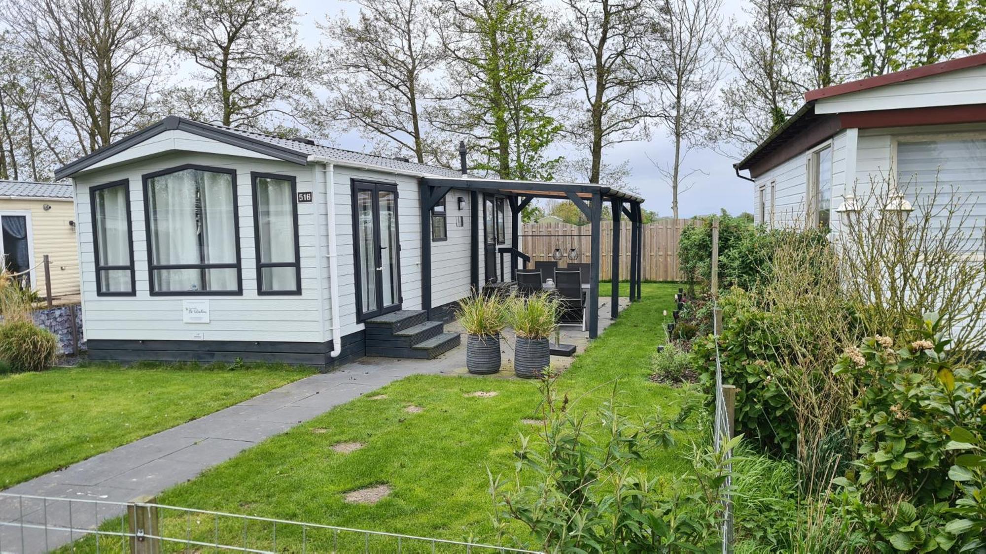 Chalet 516 Op Recreatiepark De Wielen Sint Maarten Exteriör bild